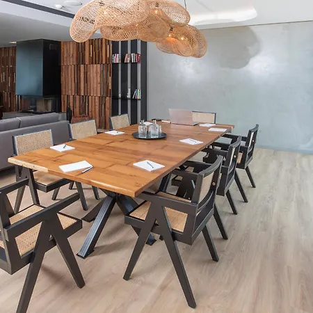 - Movement & Nature House Santa Cruz (Oeste)