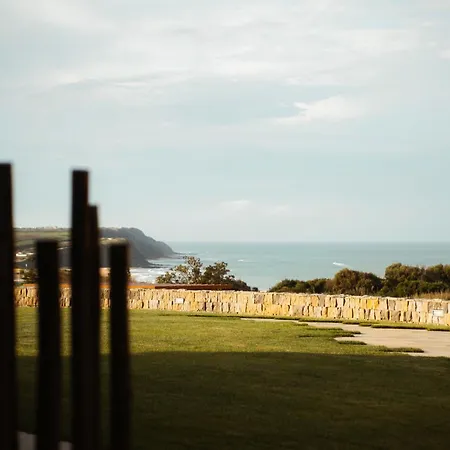 - Movement & Nature House Hotel